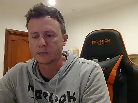 TroyDieselXXX online show from 04-19-26, 05:34