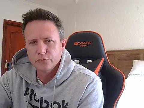 TroyDieselXXX online show from 06-01-26, 07:32