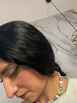 Scaarlettfox online show from 02-12-26, 06:03