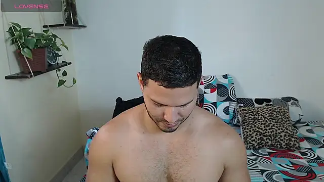 Snapshot of Tim_mz01 chatting on 06-16-26, 06:54 Tim mz01 online show from 06-16-26, 06:54