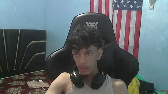 Snapshot of Dark_DesireX chatting on 09-10-25, 02:28 Dark DesireX online show from 09-10-25, 02:28