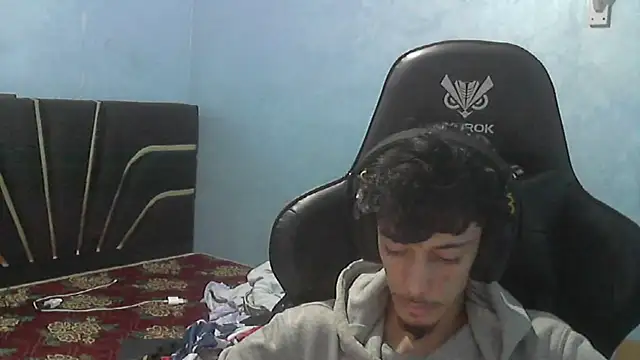 Snapshot of Dark_DesireX chatting on 09-16-25, 03:57 Dark DesireX online show from 09-16-25, 03:57