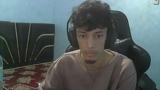 Snapshot of Dark_DesireX chatting on 09-26-25, 04:00 Dark DesireX online show from 09-26-25, 04:00