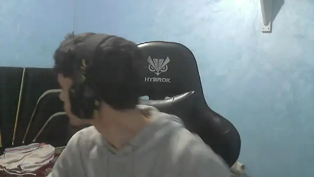 Snapshot of Dark_DesireX chatting on 10-10-25, 06:29 Dark DesireX online show from 10-10-25, 06:29