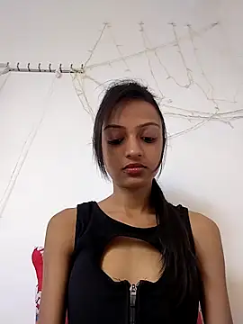 Snapshot of Your-Kitkat chatting on 11-12-25, 06:03 Your-Kitkat online show from 11-12-25, 06:03