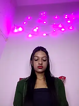 Snapshot of Your-Kitkat chatting on 12-02-25, 12:10 Your-Kitkat online show from 12-02-25, 12:10