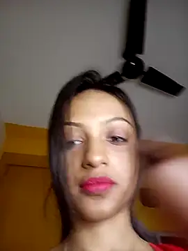 Snapshot of Your-Kitkat chatting on 12-16-25, 08:47 Your-Kitkat online show from 12-16-25, 08:47