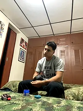Snapshot of MR_MUSCLE chatting on 09-20-25, 11:33 MR MUSCLE online show from 09-20-25, 11:33