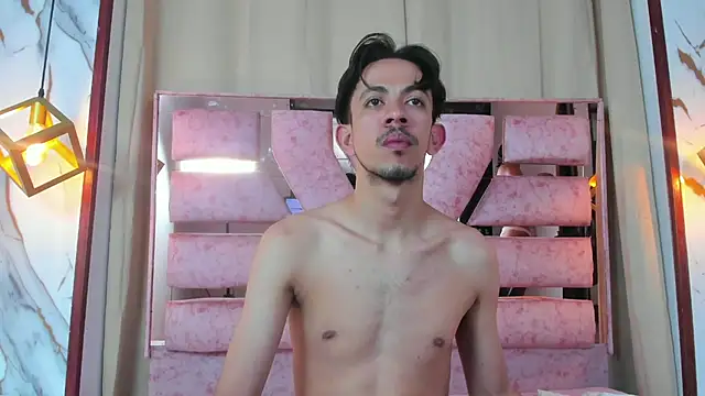 Snapshot of kameron_and_Nick chatting on 11-26-25, 08:10 kameron and Nick online show from 11-26-25, 08:10