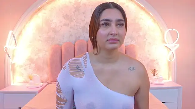 JasmineRhodes online show from 10-28-25, 12:52