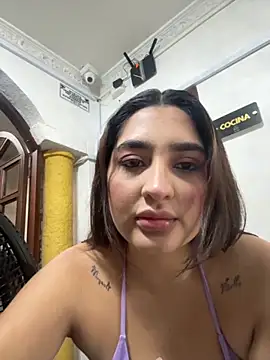 JasmineRhodes online show from 11-19-25, 01:00