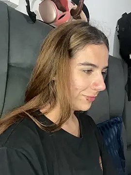 Snapshot of AllieYourGirl chatting on 11-12-25, 11:25 AllieYourGirl online show from 11-12-25, 11:25