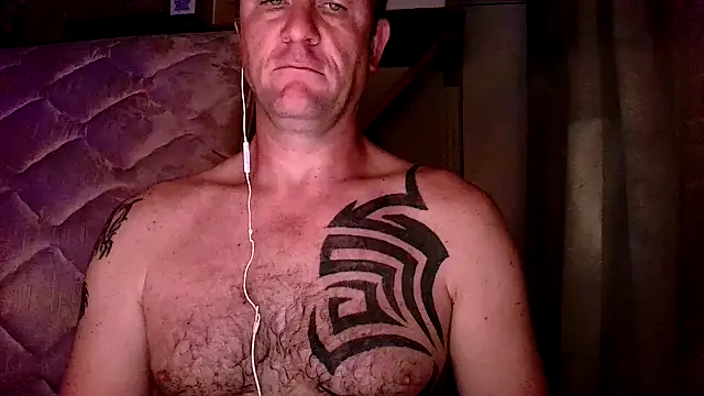 Snapshot of Yournaughty chatting on 09-11-25, 04:23 Yournaughty online show from 09-11-25, 04:23