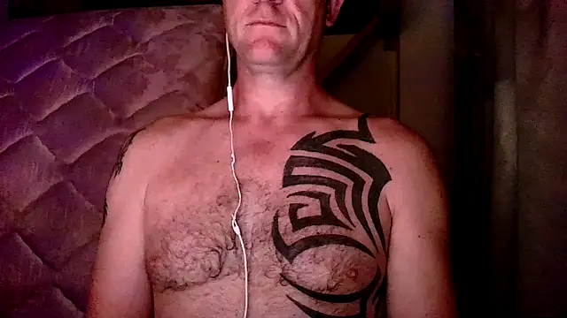 Snapshot of Yournaughty chatting on 10-23-25, 04:12 Yournaughty online show from 10-23-25, 04:12