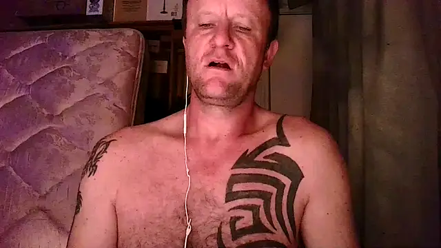 Snapshot of Yournaughty chatting on 11-03-25, 04:36 Yournaughty online show from 11-03-25, 04:36