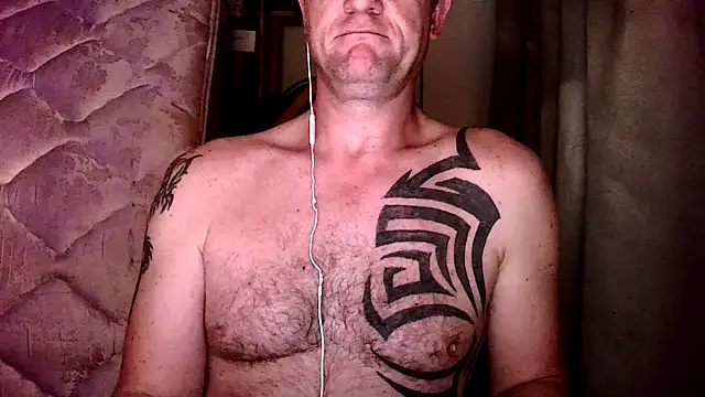 Snapshot of Yournaughty chatting on 11-06-25, 04:46 Yournaughty online show from 11-06-25, 04:46