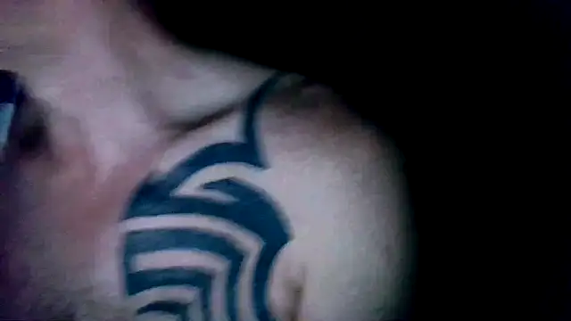 Snapshot of Yournaughty chatting on 11-10-25, 05:06 Yournaughty online show from 11-10-25, 05:06