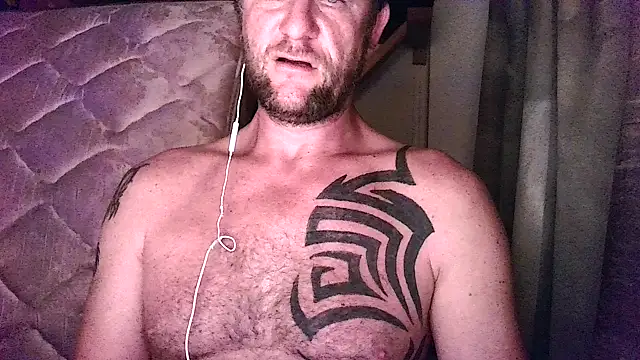 Snapshot of Yournaughty chatting on 07-07-26, 06:47 Yournaughty online show from 07-07-26, 06:47