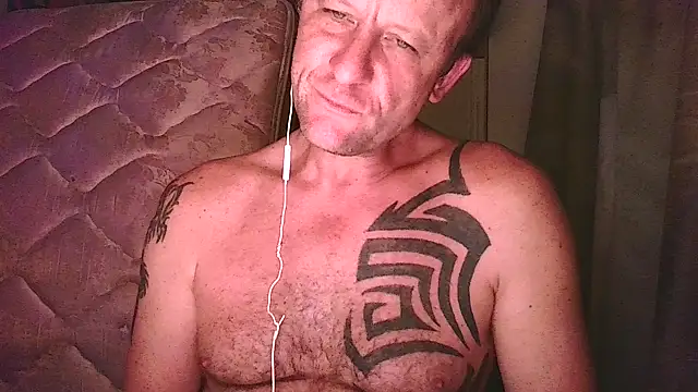Snapshot of Yournaughty chatting on 07-15-26, 04:51 Yournaughty online show from 07-15-26, 04:51
