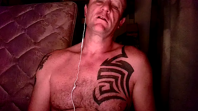Snapshot of Yournaughty chatting on 07-21-26, 05:43 Yournaughty online show from 07-21-26, 05:43