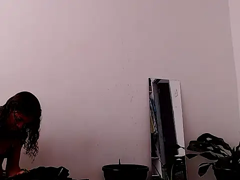 Snapshot of saara_johnson496 chatting on 10-28-25, 03:58 saara johnson496 online show from 10-28-25, 03:58