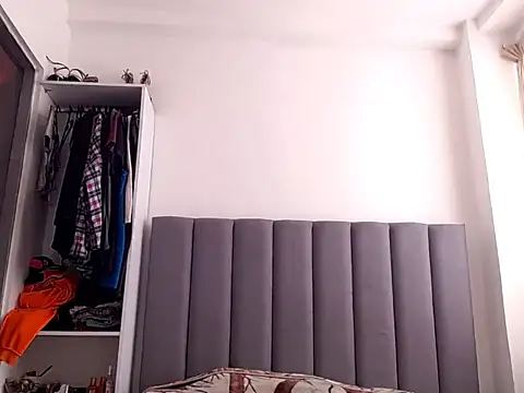 saara johnson496 online show from 05-19-26, 01:50