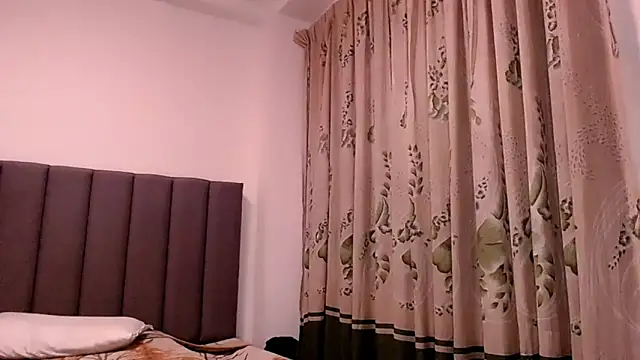saara johnson496 online show from 06-20-26, 12:03