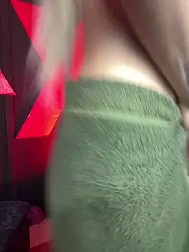 Snapshot of abrilbigcock chatting on 02-09-26, 05:11 abrilbigcock online show from 02-09-26, 05:11