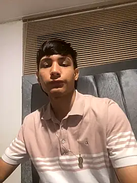 Snapshot of cody_fox10 chatting on 09-26-25, 04:00 cody fox10 online show from 09-26-25, 04:00