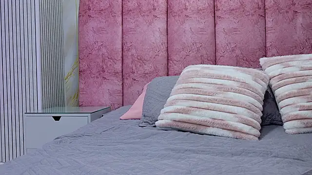 emmacurvy online show from 03-11-26, 03:01