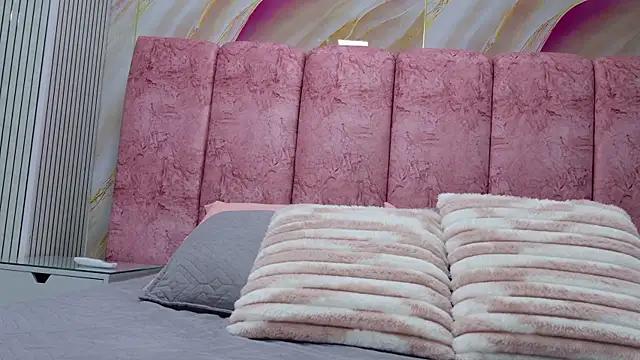 emmacurvy online show from 04-09-26, 03:06