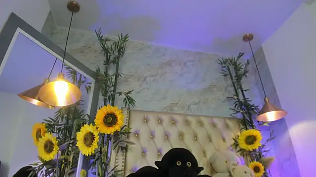 LittleeJaz online show from 04-30-26, 04:08