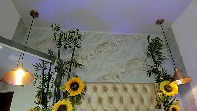 Snapshot of LittleeJaz chatting on 07-19-26, 02:37 LittleeJaz online show from 07-19-26, 02:37