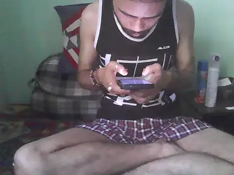Cuckcouple1992 online show from 05-26-26, 07:59