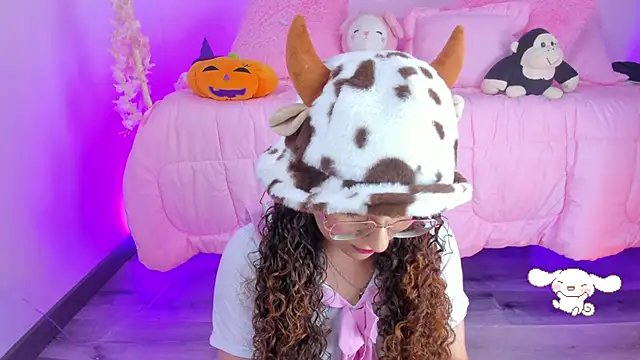 hannacutegod online show from 11-11-25, 04:56