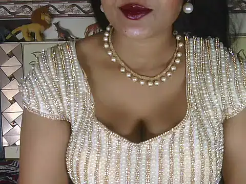 hotee bhabi online show from 06-16-26, 02:30