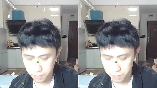 Snapshot of Azyrrgg chatting on 10-20-25, 01:44 Azyrrgg online show from 10-20-25, 01:44