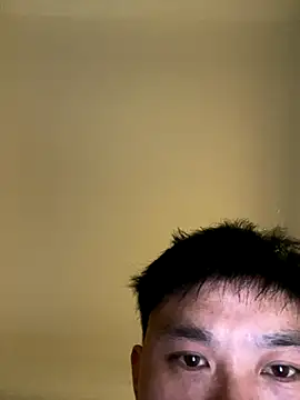 Snapshot of Azyrrgg chatting on 10-24-25, 08:44 Azyrrgg online show from 10-24-25, 08:44