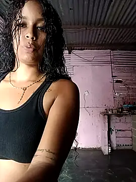 Snapshot of Fernanda30 chatting on 10-02-25, 05:31 Fernanda30 online show from 10-02-25, 05:31