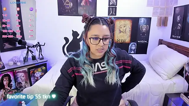 Snapshot of Cherry_blush_ chatting on 11-19-25, 07:47 Cherry blush online show from 11-19-25, 07:47