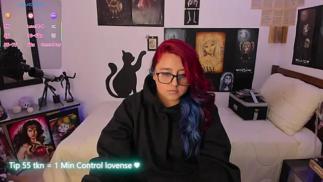 Snapshot of Cherry_blush_ chatting on 11-27-25, 07:49 Cherry blush online show from 11-27-25, 07:49