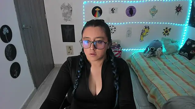 Cherry blush  online show from 07-10-26, 11:07