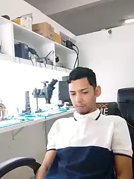 Snapshot of Oqui chatting on 02-21-26, 12:50 Oqui online show from 02-21-26, 12:50