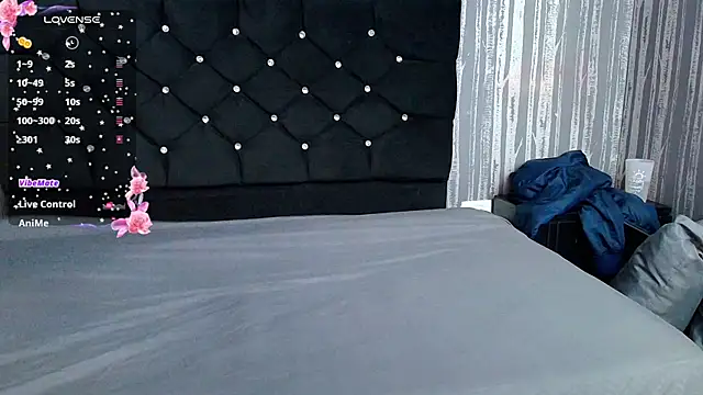 Alicee Moonn online show from 10-27-25, 07:07