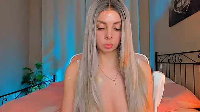 Snapshot of VelvetEliza chatting on 11-25-25, 09:15 VelvetEliza online show from 11-25-25, 09:15