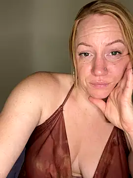 ChiliRoja online show from 09-19-25, 05:31