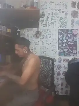 Snapshot of Joxker34 chatting on 03-06-26, 08:05 Joxker34 online show from 03-06-26, 08:05