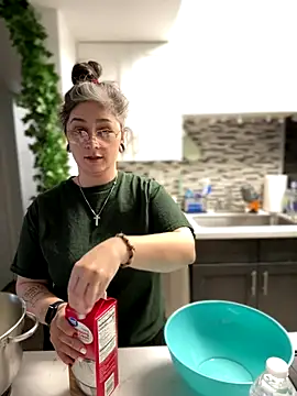 Alix Valentine online show from 12-05-25, 07:43