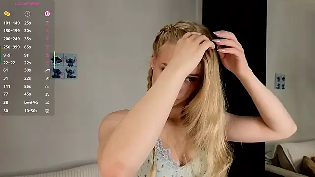 Emma Frosty online show from 07-18-26, 11:41