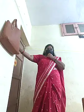 Villageanuty online show from 09-21-25, 07:10